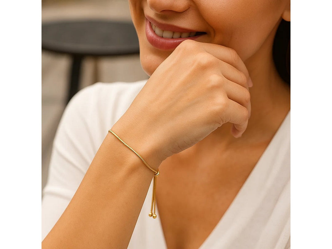 14k Yellow Gold Adjustable Lariat Style Heart Motif Bracelet