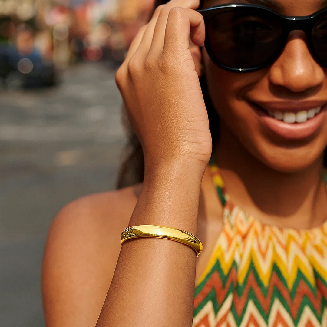 Classic Bangle in 14k Yellow Gold (8.00 mm)