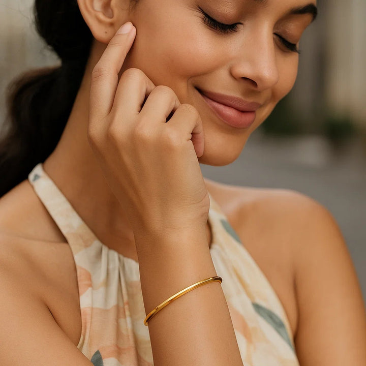 14K Yellow Gold Knife Edge Bangle