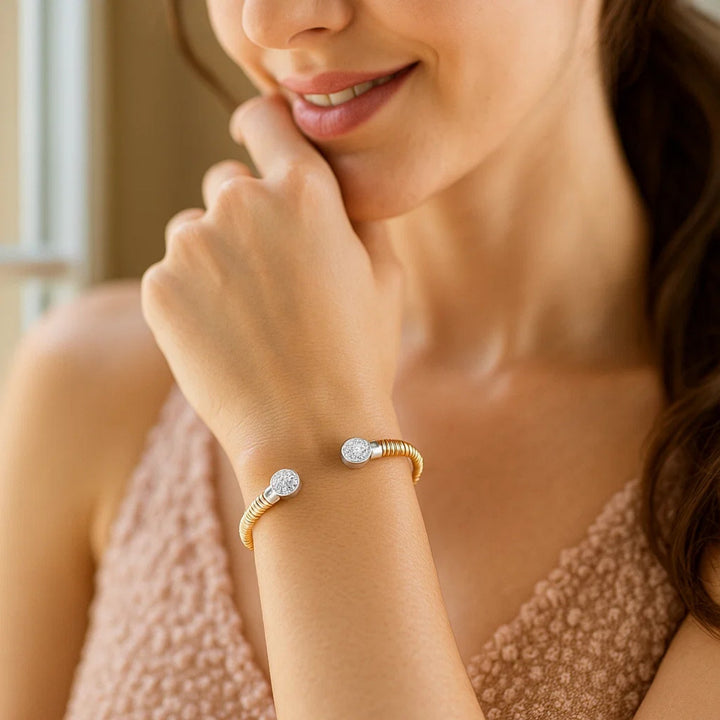 14K Yellow Gold Round End Tubogas Cuff Bangle (3.90 mm)