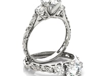 14k White Gold Antique Design 3 Stone Diamond Engagement Ring (1 3/4 cttw)