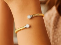 14K Yellow Gold Round End Diamond Cuff Bangle (3.90 mm)